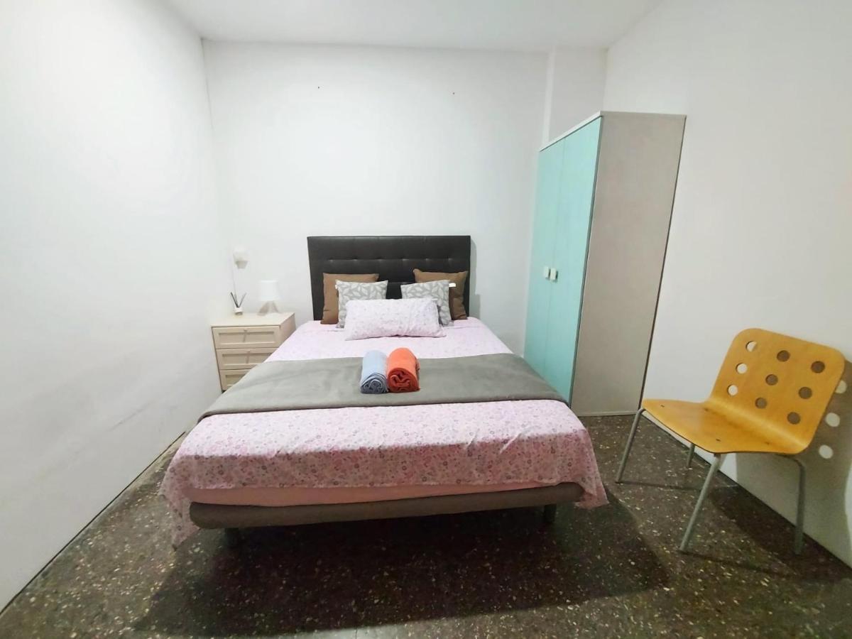 Cerdanyola Ripollet Barcelona Apartment Bagian luar foto